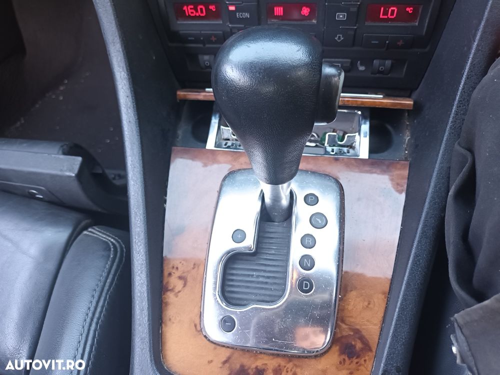 Dezmembrari  Audi A4 Cabriolet (8H, B6, B7)  2002  > 2009 3.0 Benzina - 19