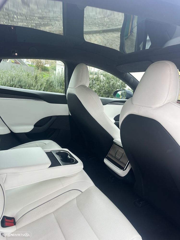 Tesla Model S Plaid AWD - 15