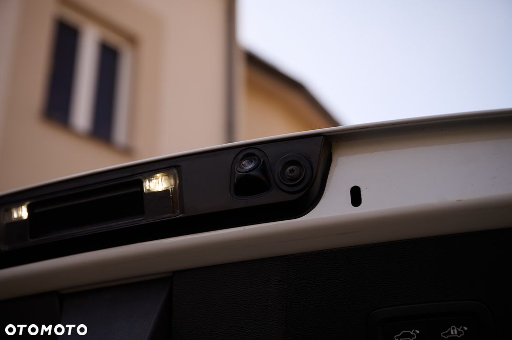 Volvo XC 40 T3 Momentum Pro - 25