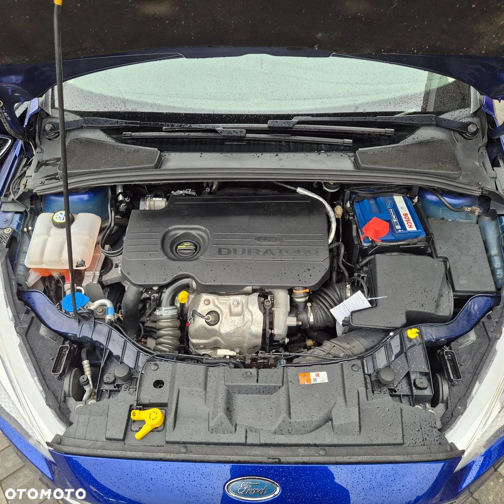 Ford Focus 1.5 TDCi SYNC Edition - 9
