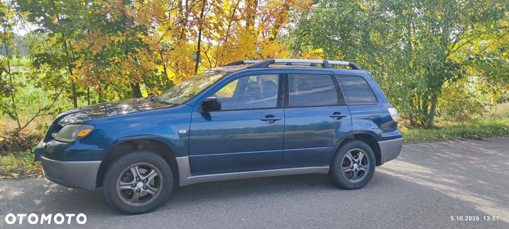 Mitsubishi Outlander 2005 photo 2