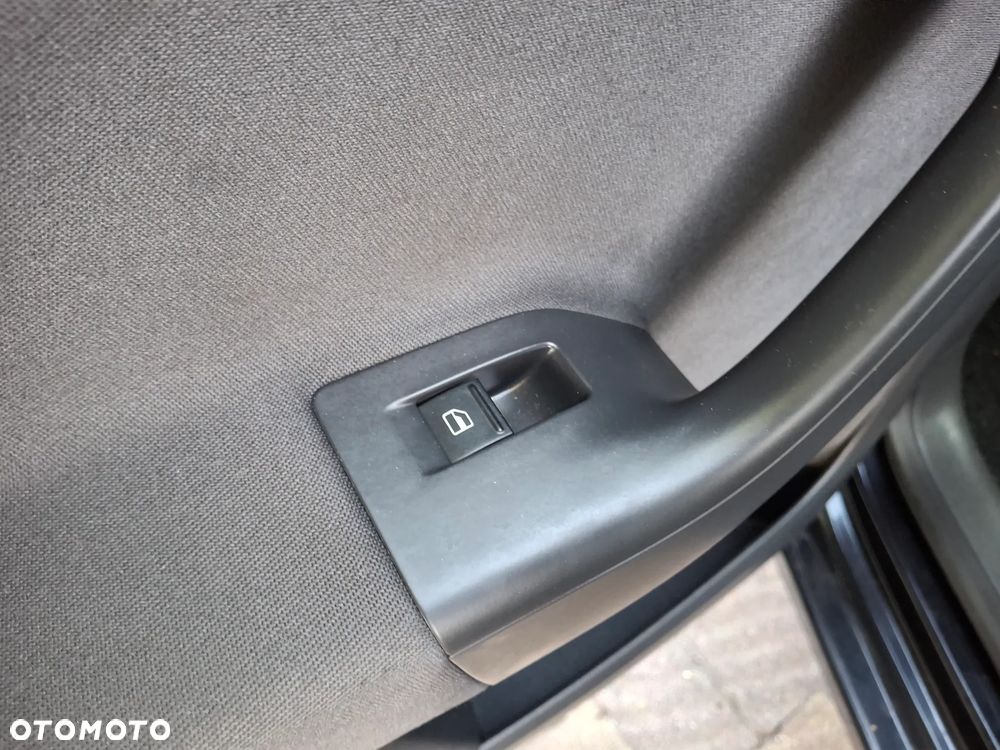 Volkswagen Golf Plus - 23