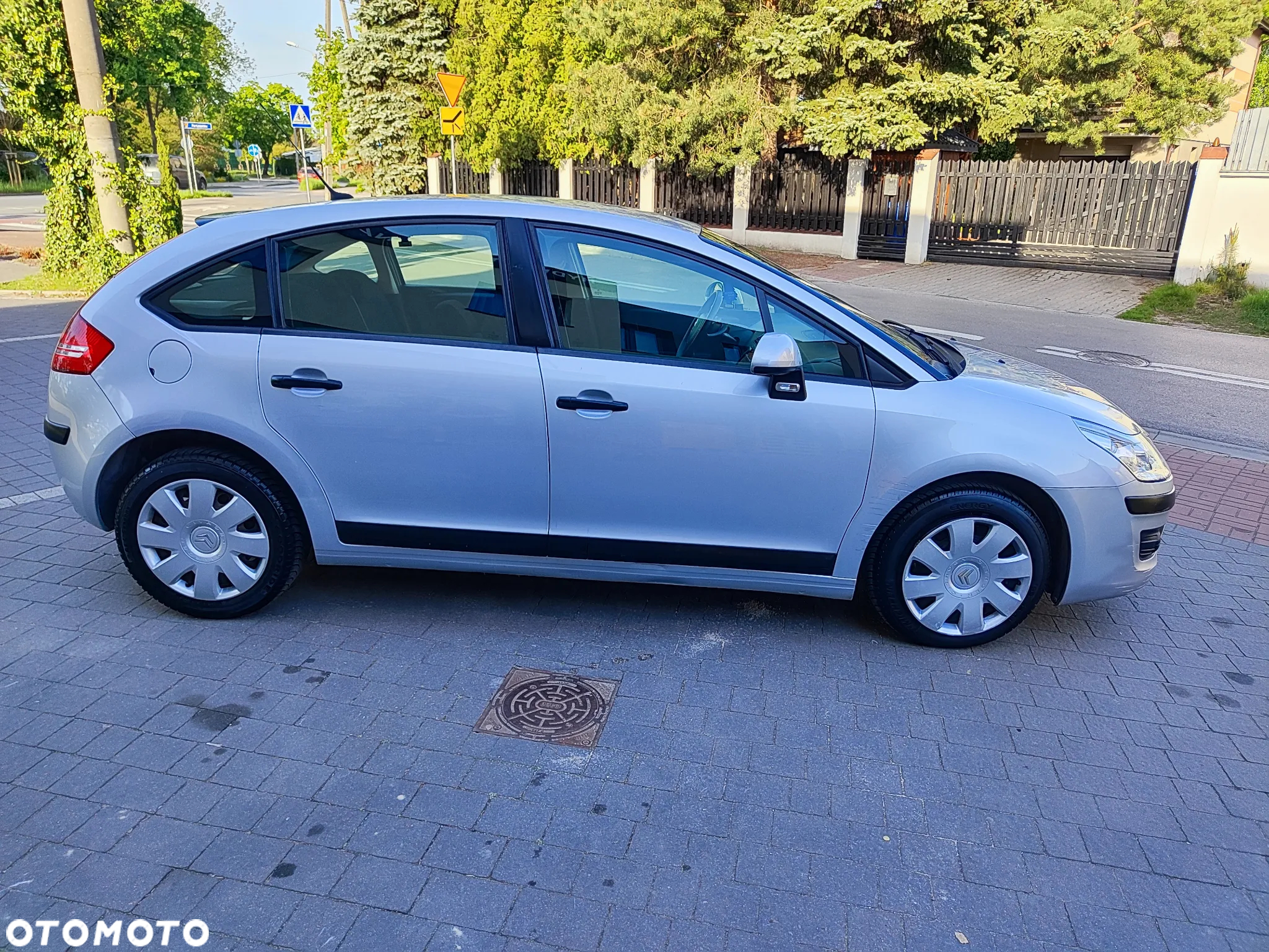 Citroën C4 1.4 16V X - 5
