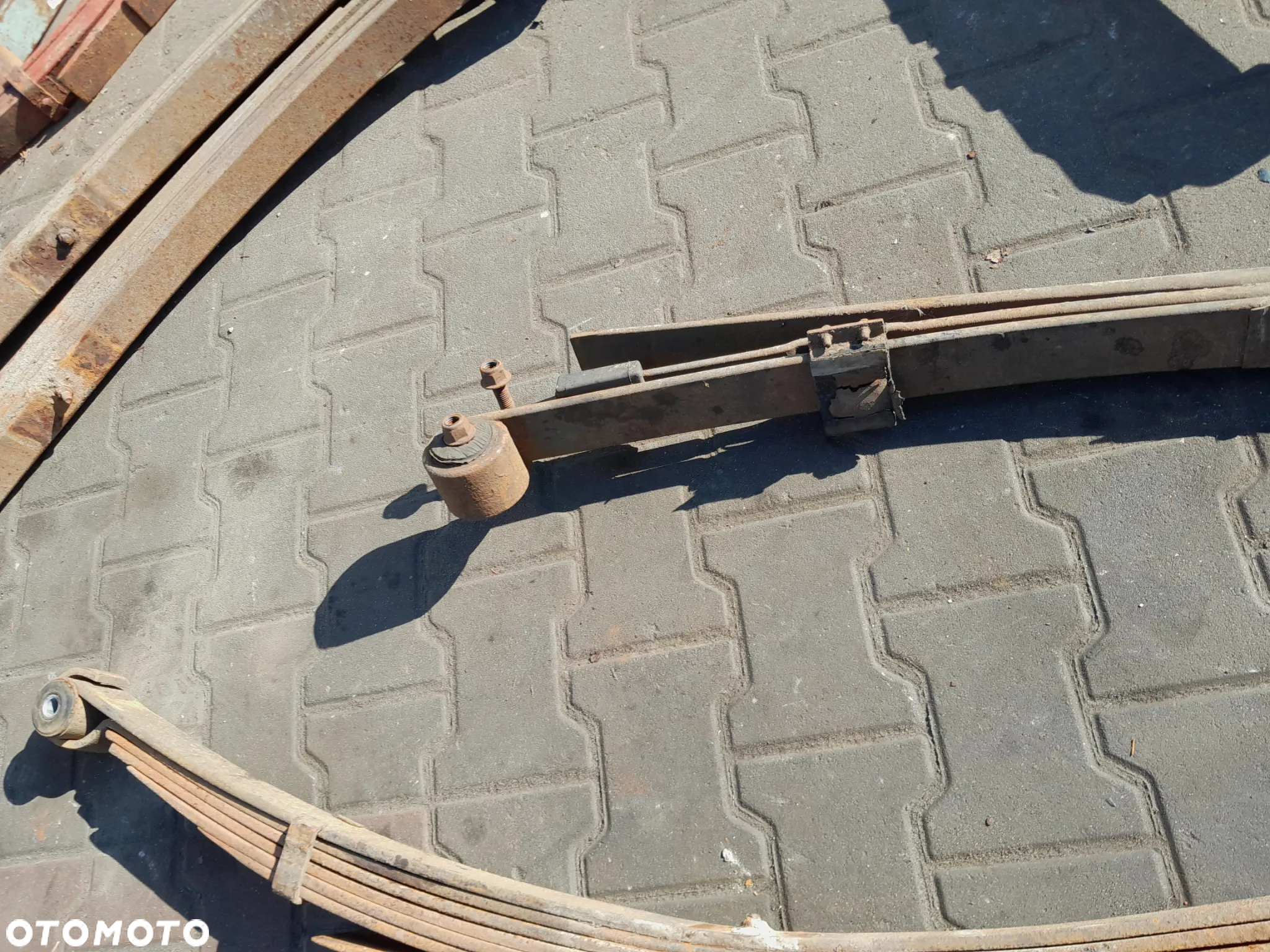 Resory komplet bliźniak 3 pióra Ford Transit 08r - 5