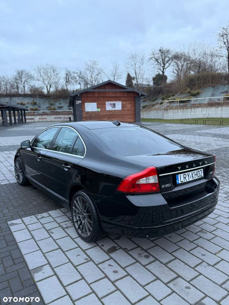 Volvo S80 - 11