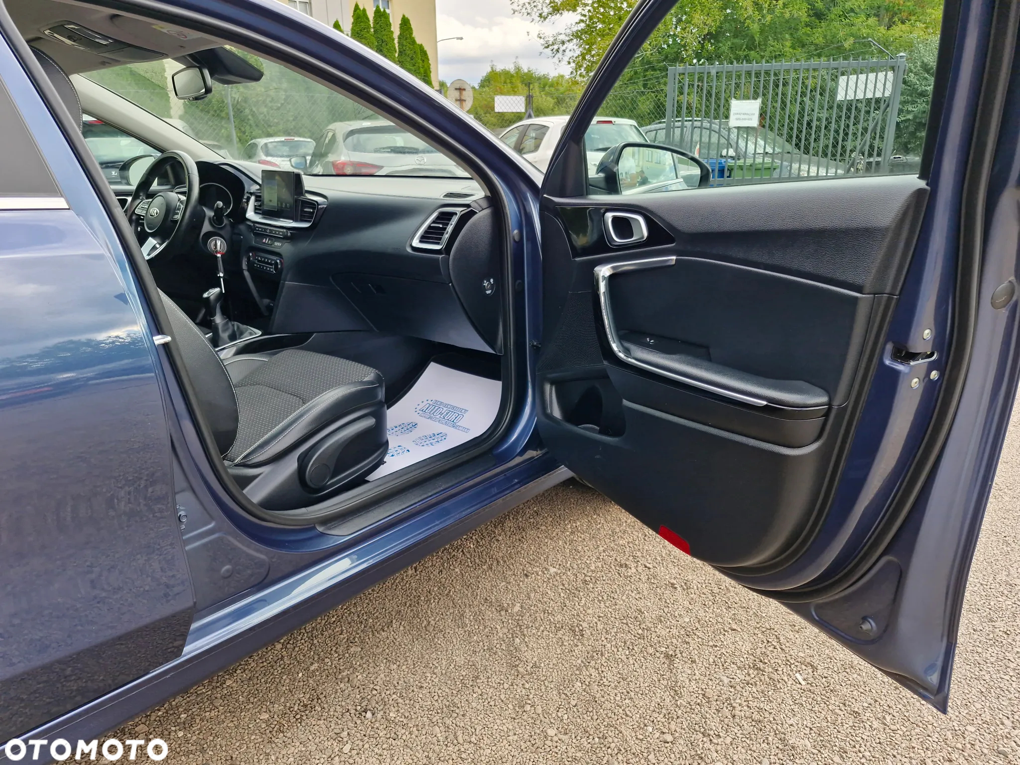 Kia Ceed - 15