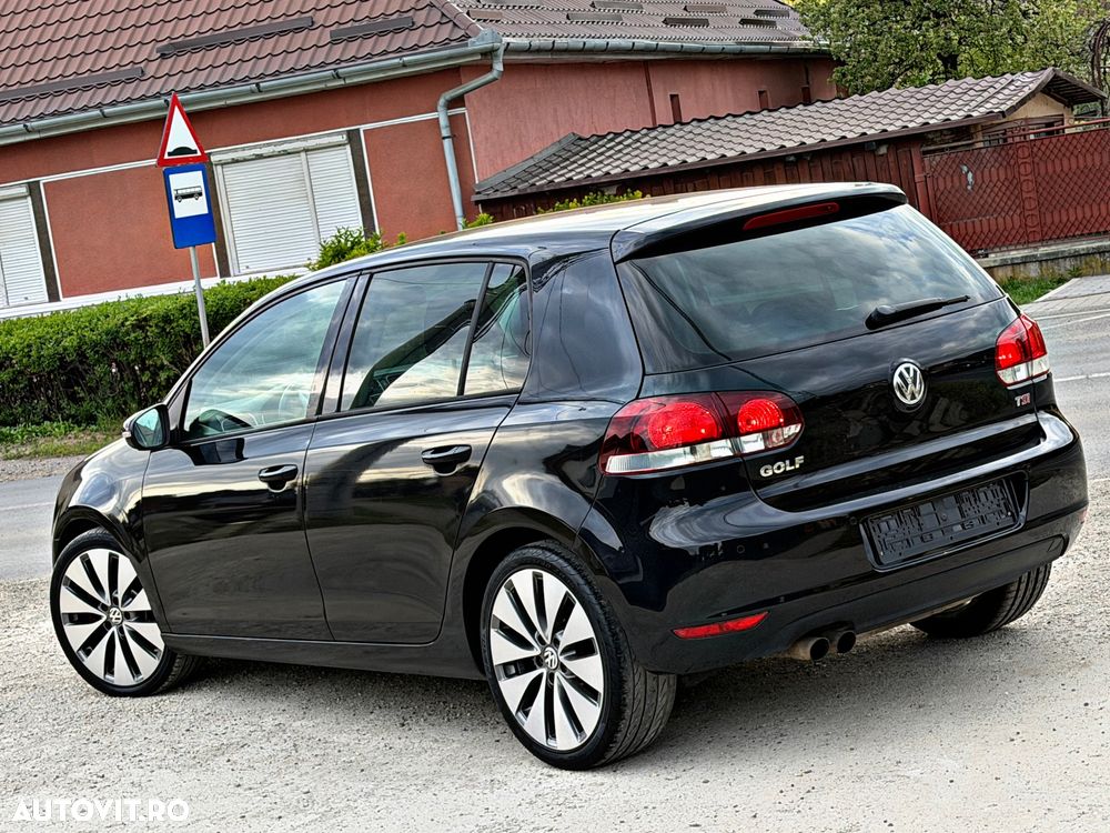 Volkswagen Golf - 4