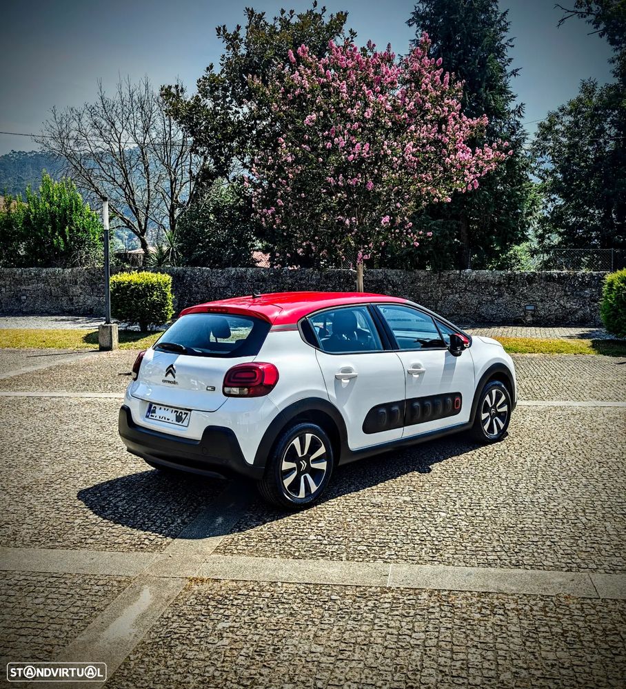 Citroën C3 1.2 PureTech Shine - 24