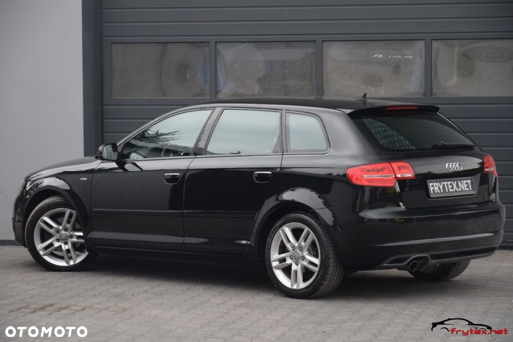 Audi A3 Sportback - 15