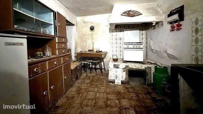 MORADIA T2 PARA REABILITAR, ALFARELOS, SOURE - Grande imagem: 5/17