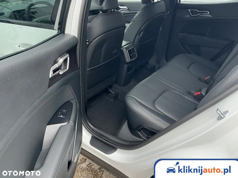 Kia Sportage 1.6 T-GDI Black Edition 2WD DCT - 10