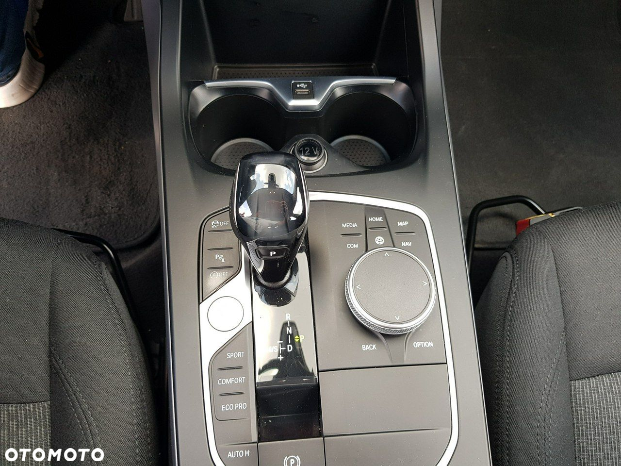 BMW Seria 1 118i Advantage - 19