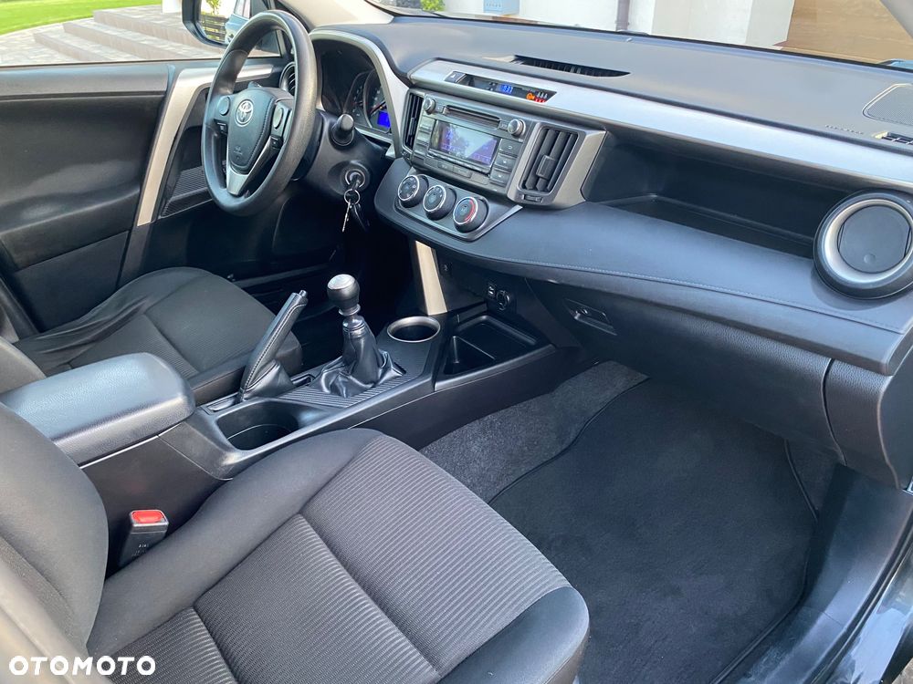 Toyota RAV4 2.0 D-4D Active - 6