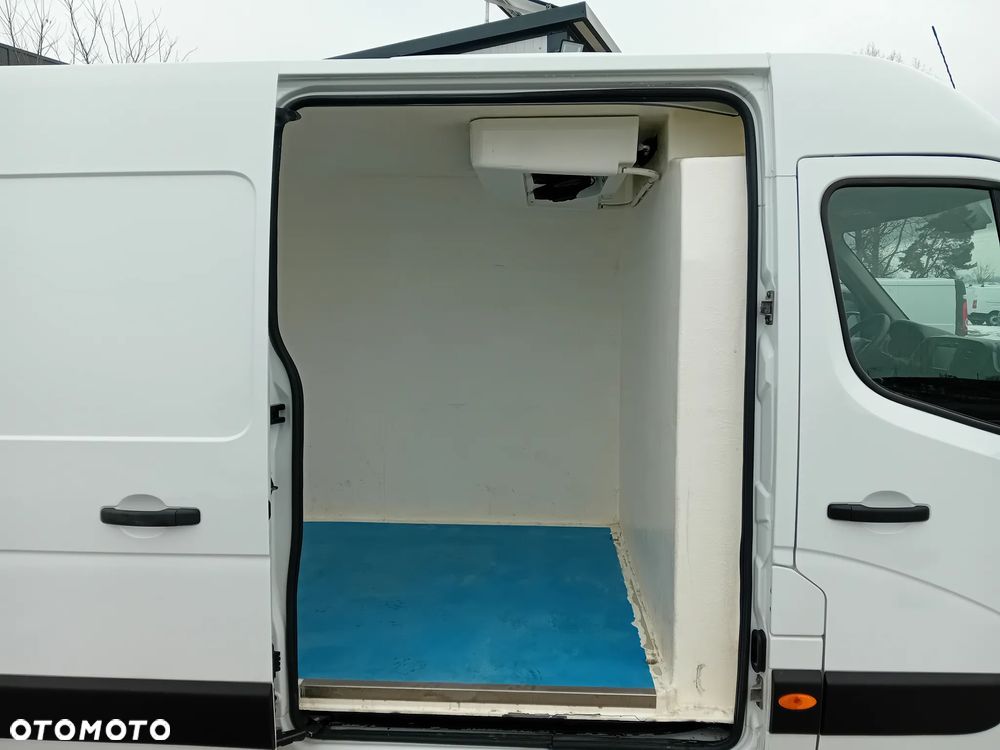 Renault Master Chłodnia - 15