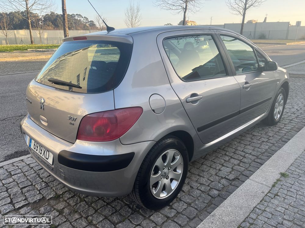 Peugeot 307 1.4 HDi Premium - 2