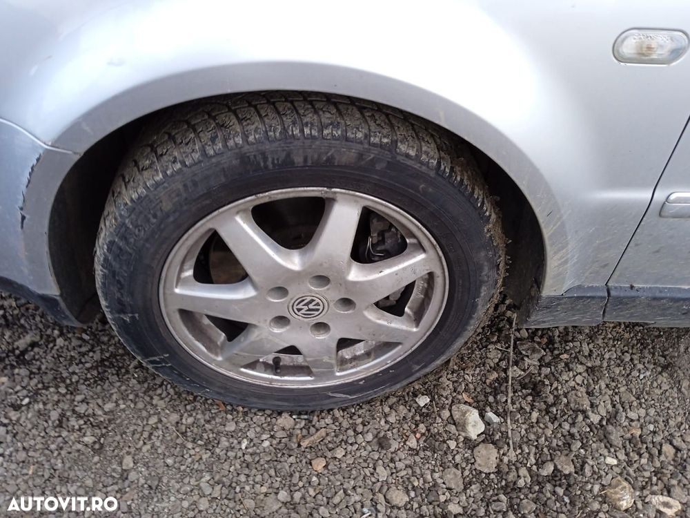 Dezmembrari  VW PASSAT B5, B5.5  1996  > 2005 2.5 TDI 4motion Motorina - 3