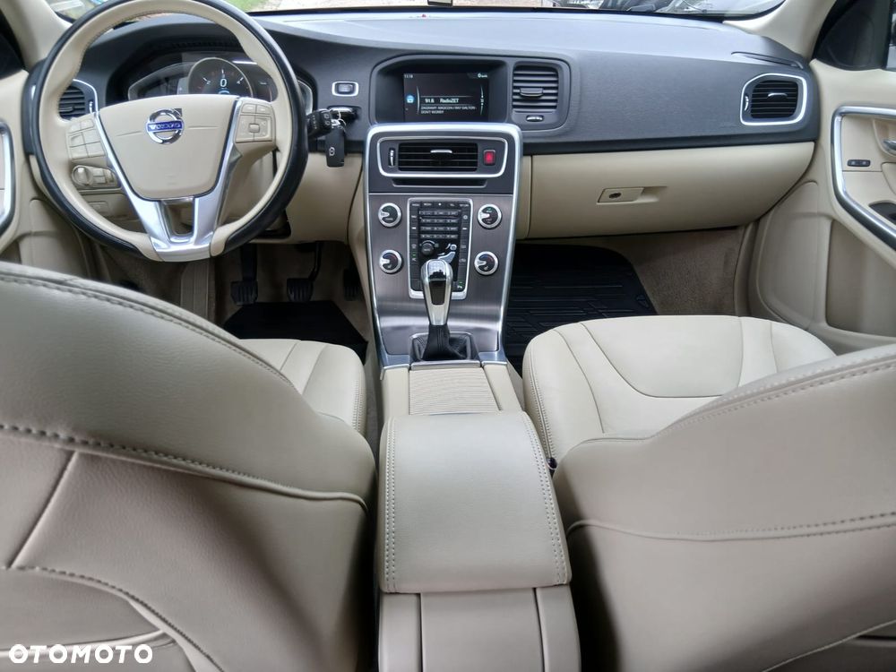 Volvo V60 Cross Country D3 Summum - 35