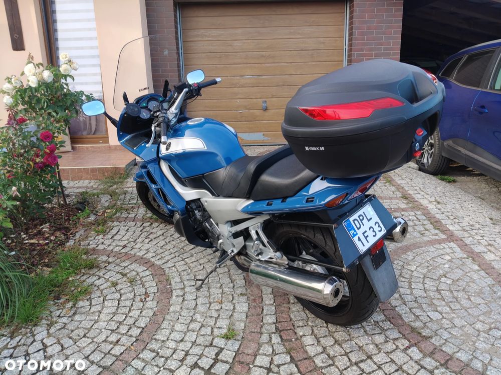 Yamaha FJR - 4