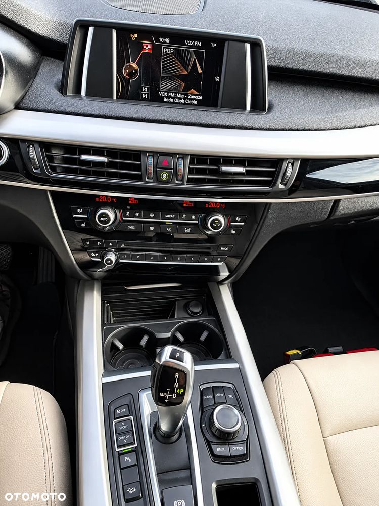 BMW X5 xDrive25d - 28