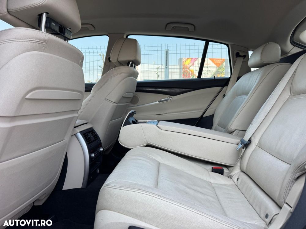 BMW Seria 5 - 32