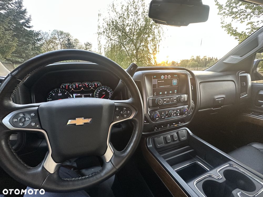 Chevrolet Silverado - 30