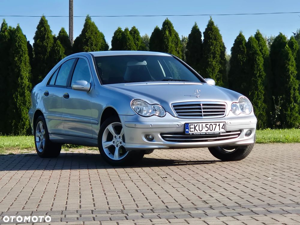 Mercedes-Benz Klasa C 180 Kompressor Classic Sport Edition - 4