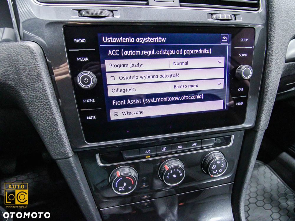 Volkswagen Golf 1.6 TDI BMT Comfortline - 21