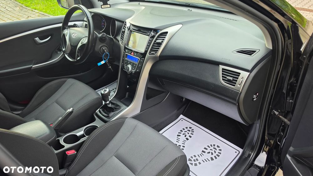 Hyundai i30 1.4 Fifa World Cup Edition - 7