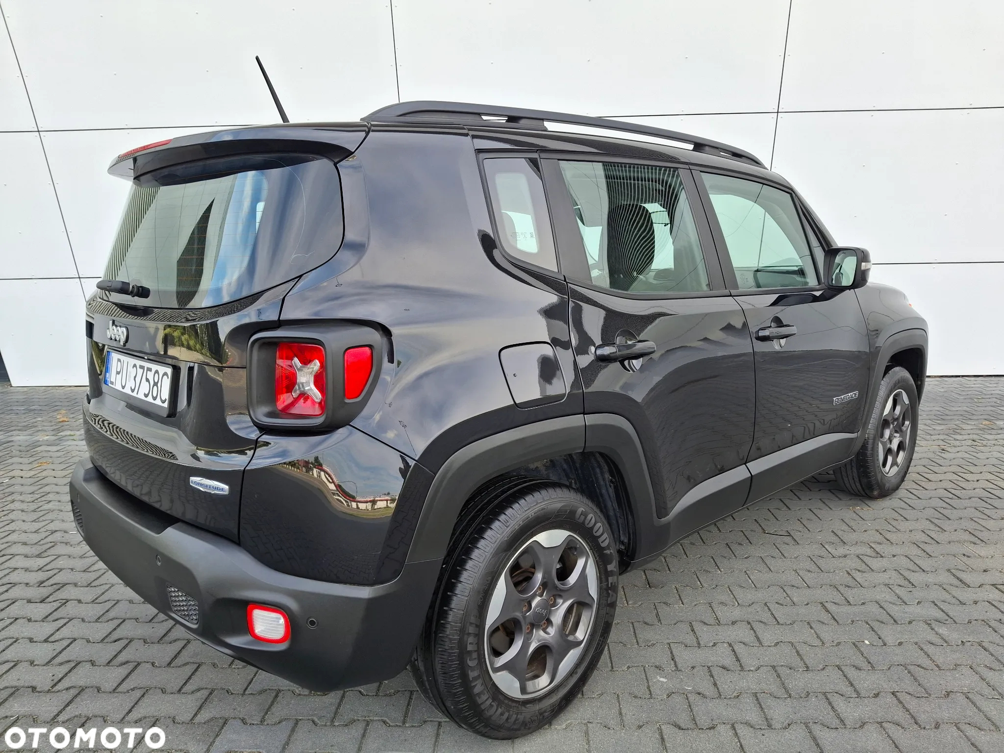 Jeep Renegade 1.4 MultiAir Longitude - 3