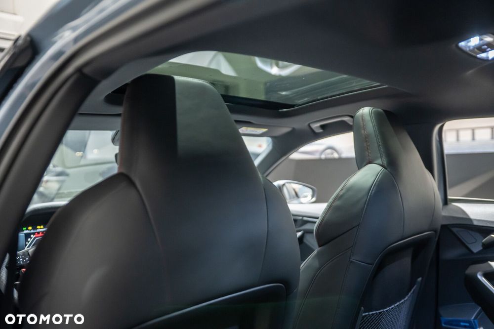 Audi RS3 Sportback - 17