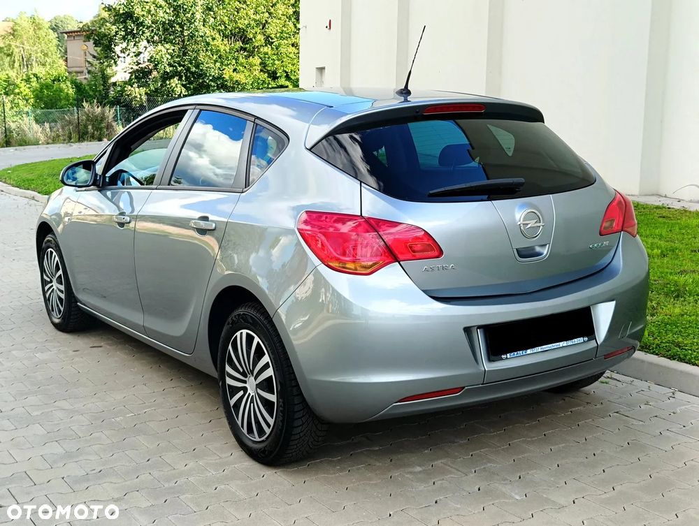 Opel Astra 1.4 EcoFLEX Start/Stop Innovation - 5