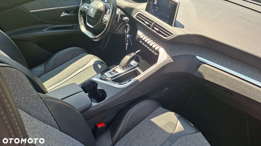 Peugeot 3008 - 12