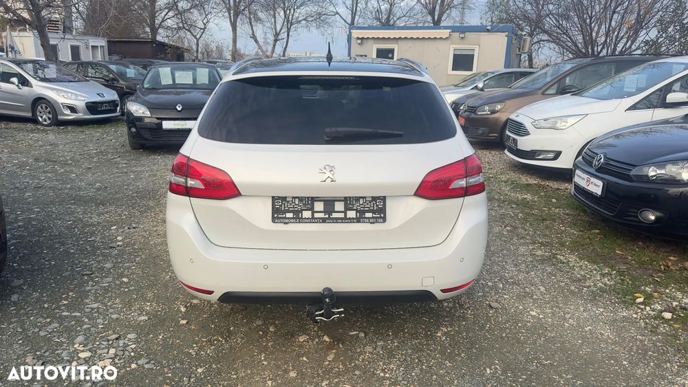 Peugeot 308 - 7