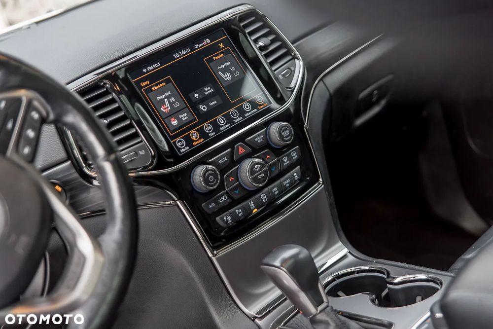 Jeep Grand Cherokee - 40