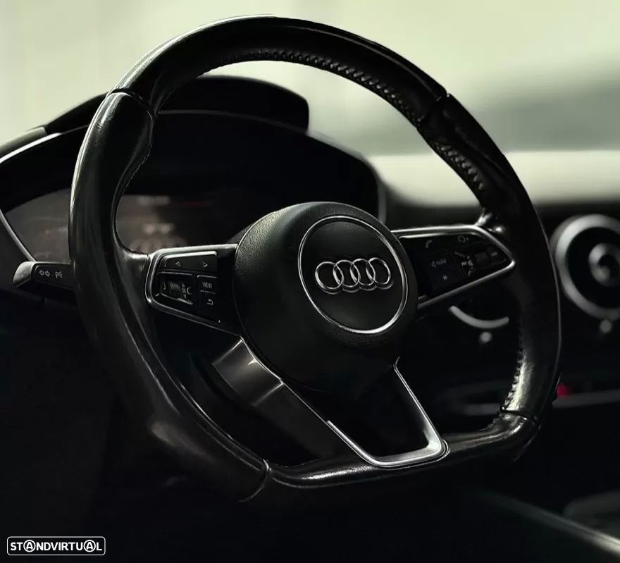 Audi TT Coupé 2.0 TDI - 29