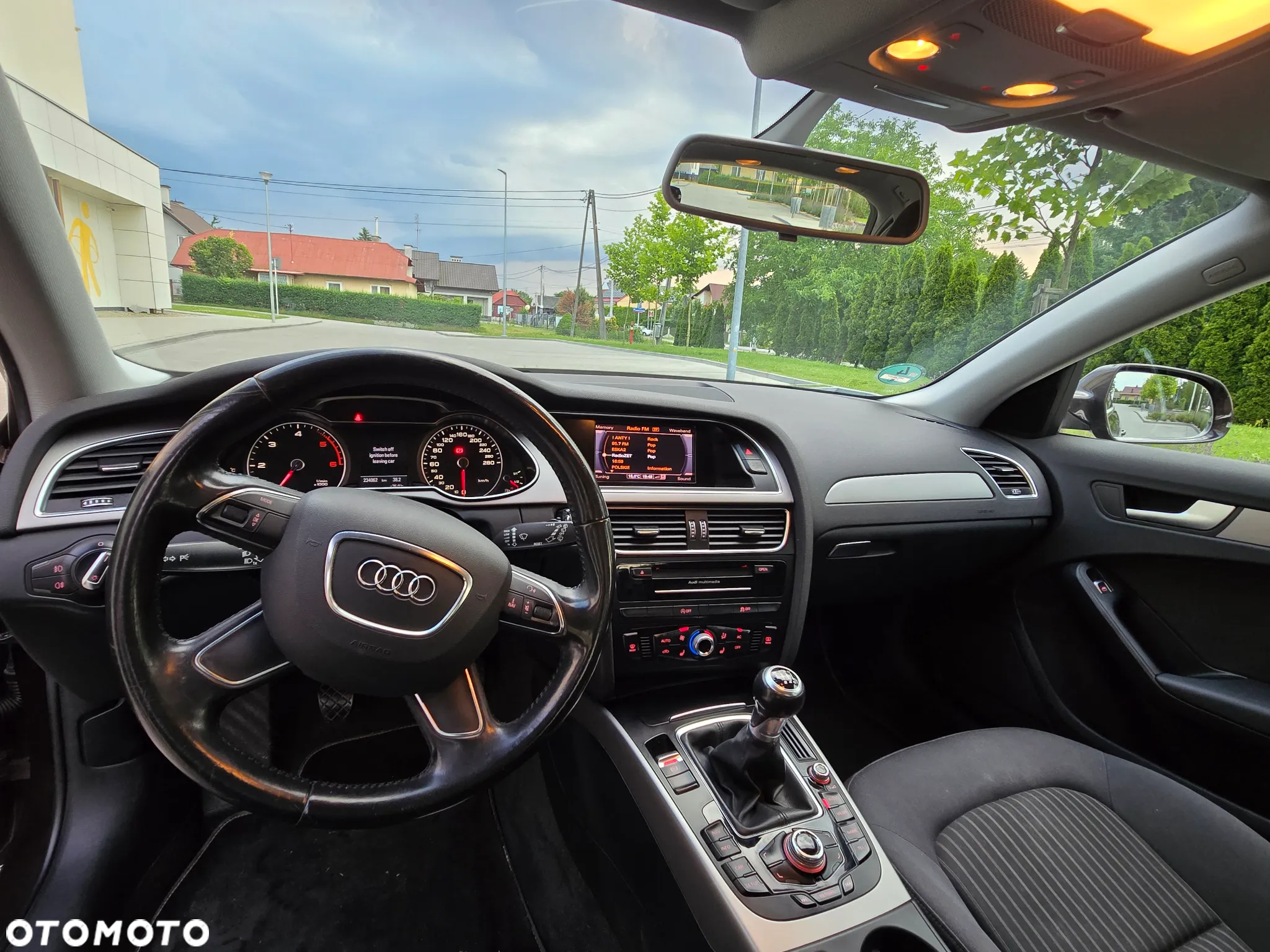 Audi A4 2.0 TDI Limited Edition - 19