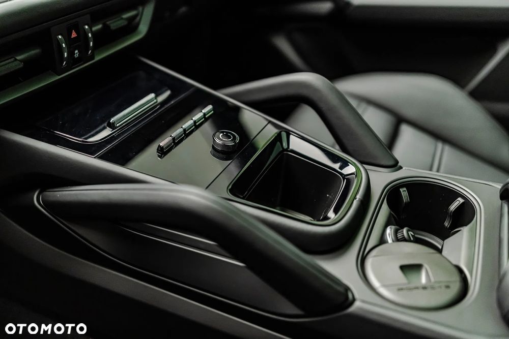 Porsche Cayenne Standard - 18