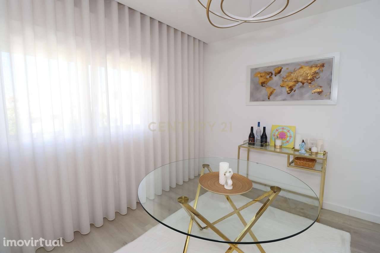 Moradia com Apartamento de Charme e Restaurante em Funcionamento no Co - Grande imagem: 4/35
