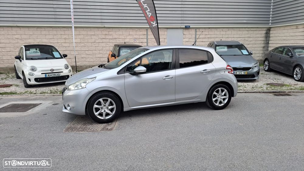 Peugeot 208 1.4 HDi Active - 26