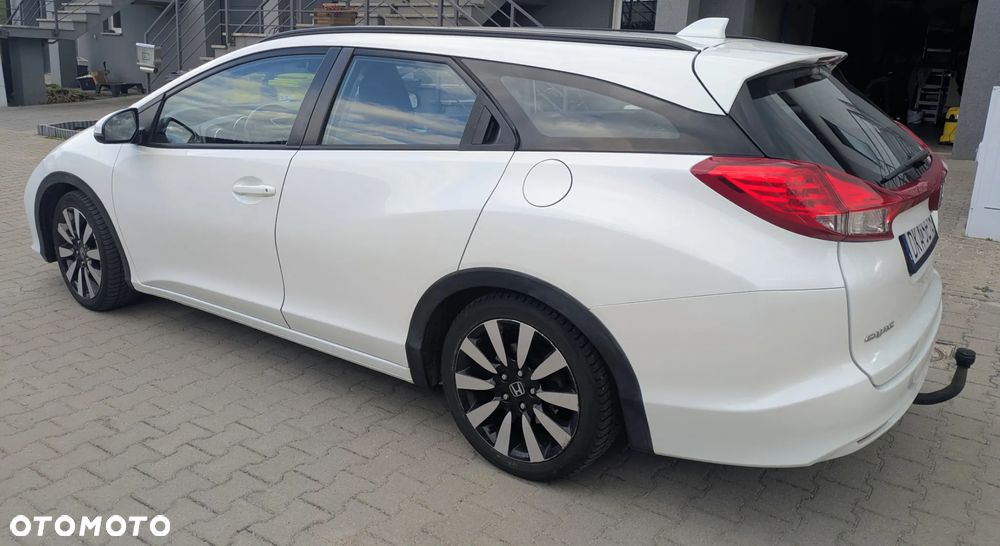Honda Civic 1.6 i-DTEC Lifestyle Black Edition - 15