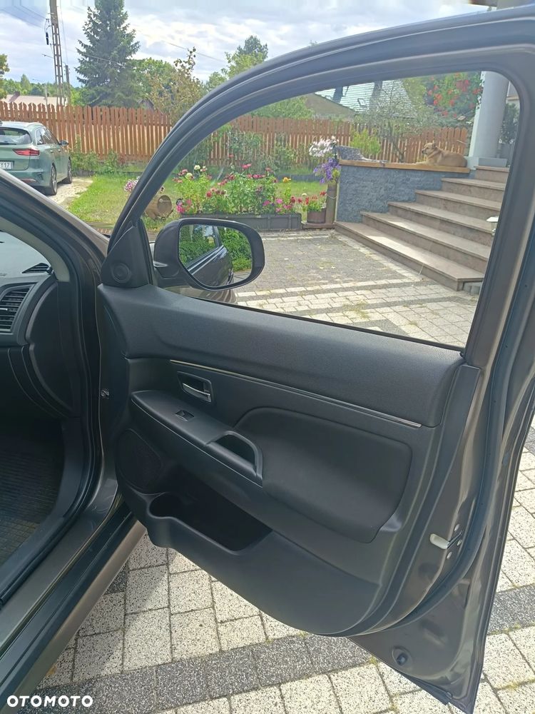 Mitsubishi ASX 1.6 Blue Sky Edition - 13