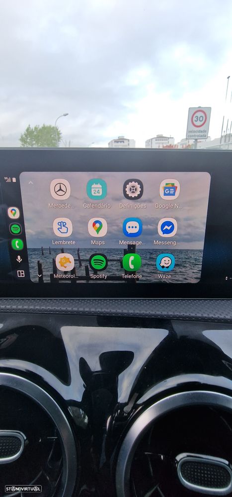 Mercedes-Benz CLA 200 d Shooting Brake AMG Line Aut. - 26