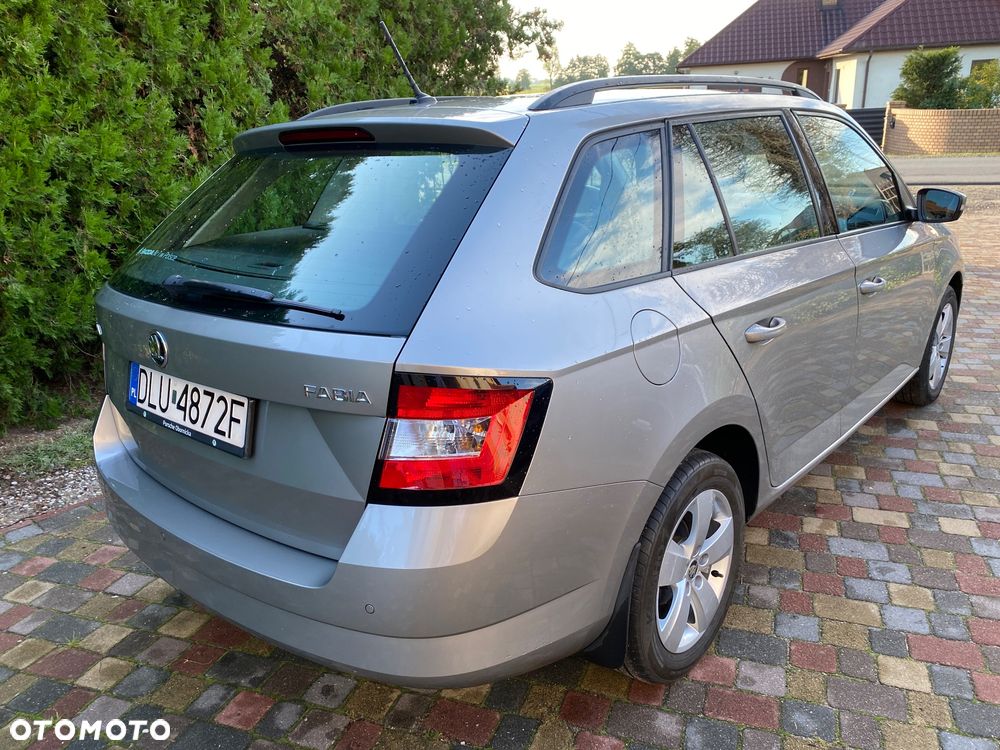 Skoda Fabia 1.2 TSI Ambition - 9