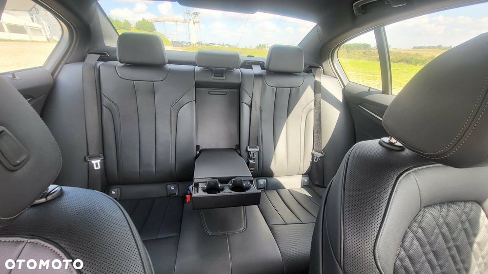 BMW Seria 5 520d mHEV M Sport sport - 28