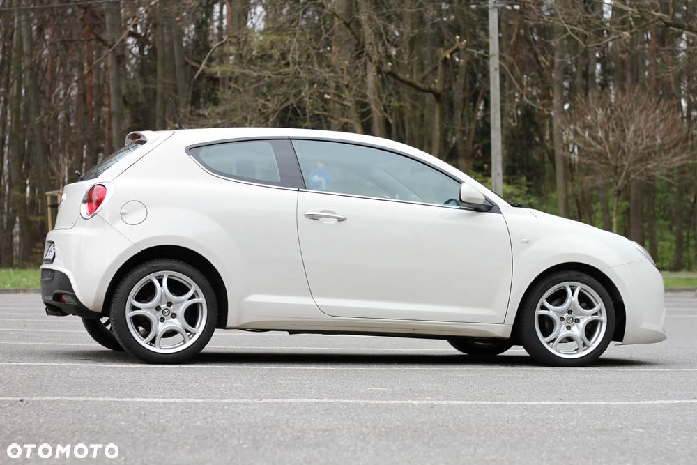 Alfa Romeo Mito 1.3 JTDM Distinctive S&S - 9