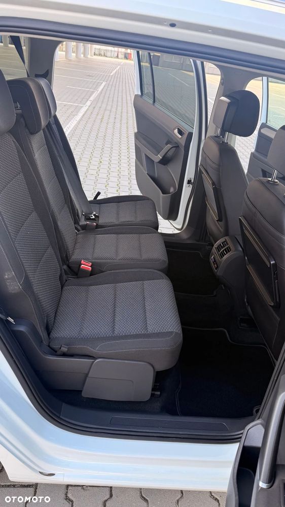 Volkswagen Touran 1.6 TDI SCR (BlueMotion Technology) DSG Trendline - 12