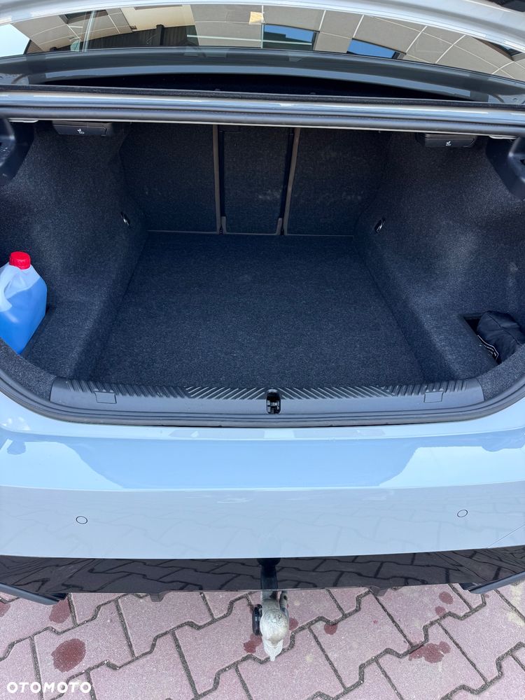 BMW Seria 5 520d xDrive mHEV - 15