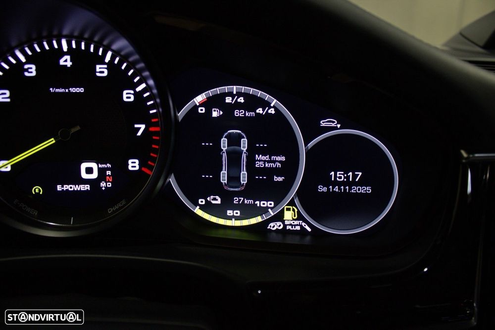 Porsche Panamera 4 E-Hybrid - 56