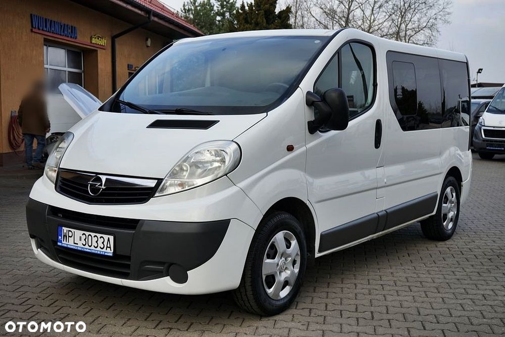 Opel Vivaro - 9