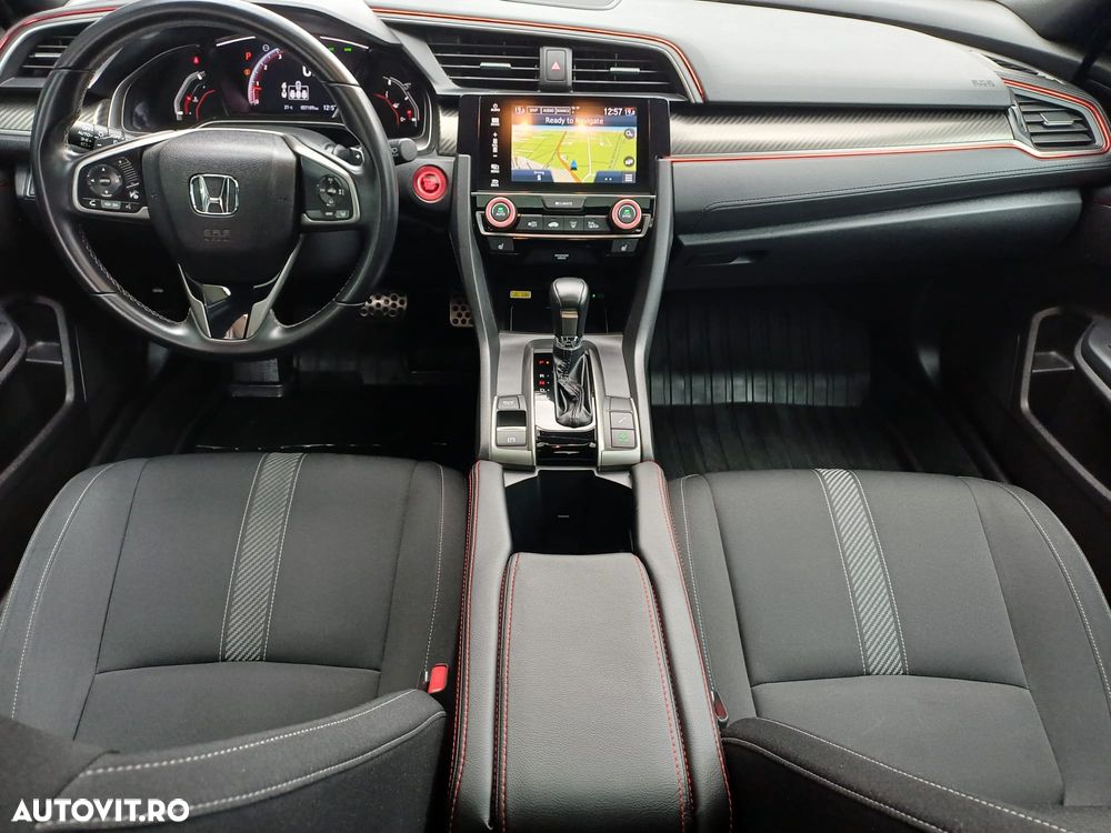 Honda Civic 1.5 VTEC Turbo CVT Sport Plus - 11